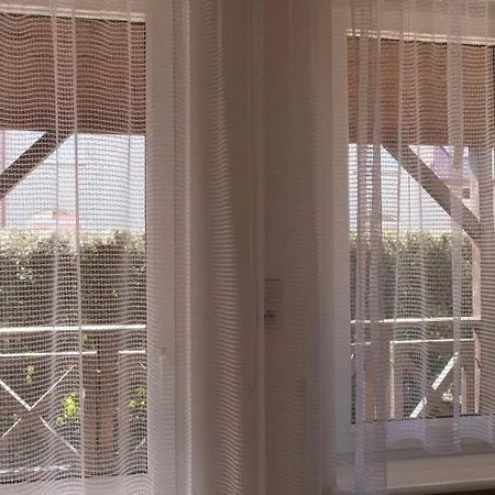 Kolorowy Dom Letniskowy ホームステイ デンプキ