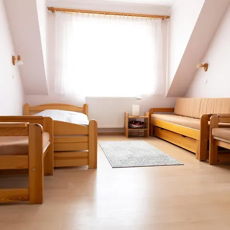 Kolorowy Dom Letniskowy ホームステイ デンプキ