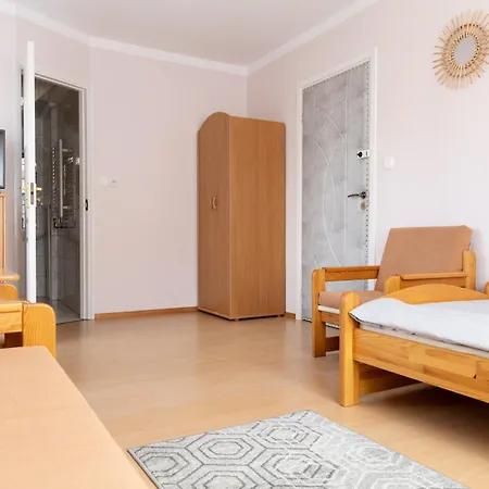 Quarto em Acomodações Particulares Kolorowy Dom Letniskowy Dębki