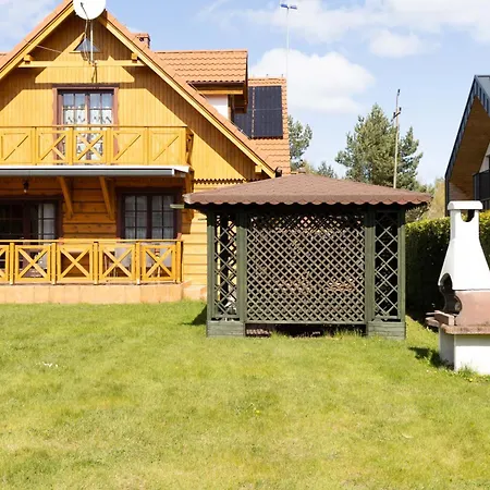 Kolorowy Dom Letniskowy ホームステイ